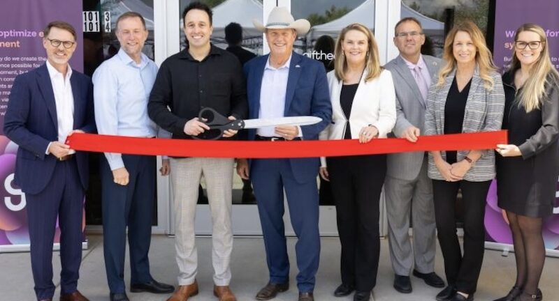 Gifthealth Celebrates Grand Opening Of New Pharmacy In Mesa